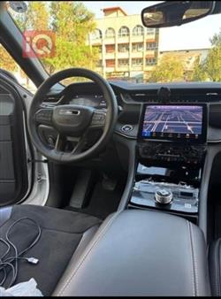 جیپ گراند شیرۆکی